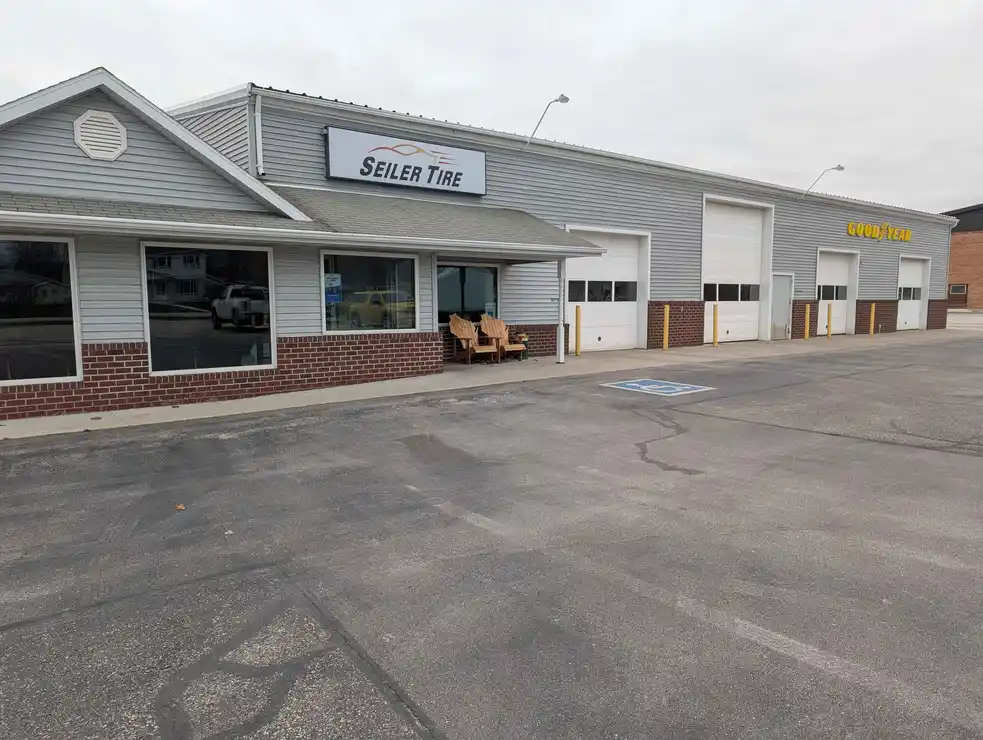 Seiler Tire of Algoma auto repair shop exterior